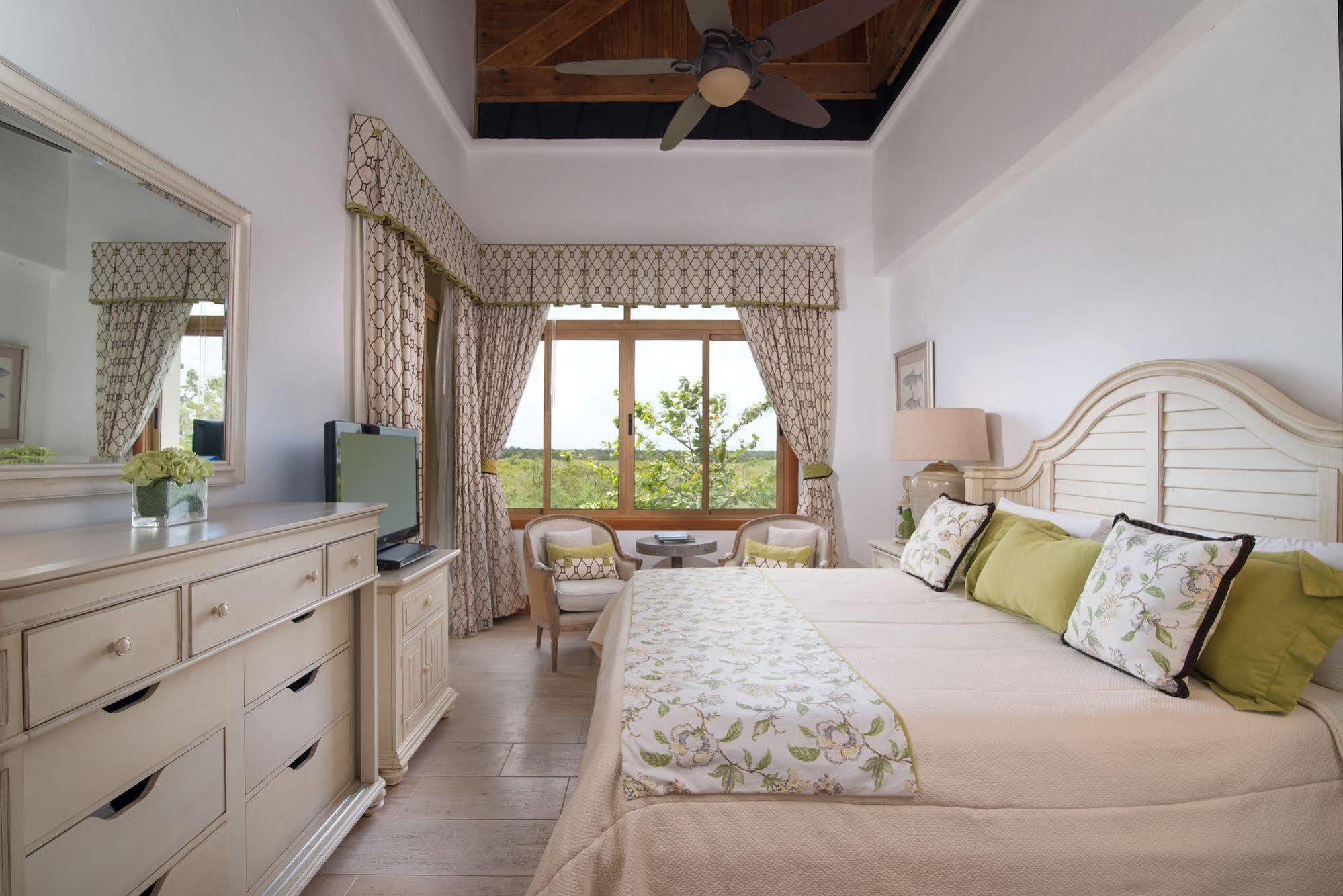 Los Altos Residences By Mint ลาโรมานา ภายนอก รูปภาพ